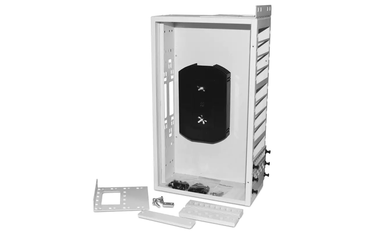 Бокс оптический универсальный 19", от 8 до 48 портов (SC, duplex LC, ST, FC), со сплайс пластиной, без пигтейлов и проходных адаптеров, 2U, черный 19", от 8 до 48 порт. (SC, duplex LC,ST,FC) Hyperline