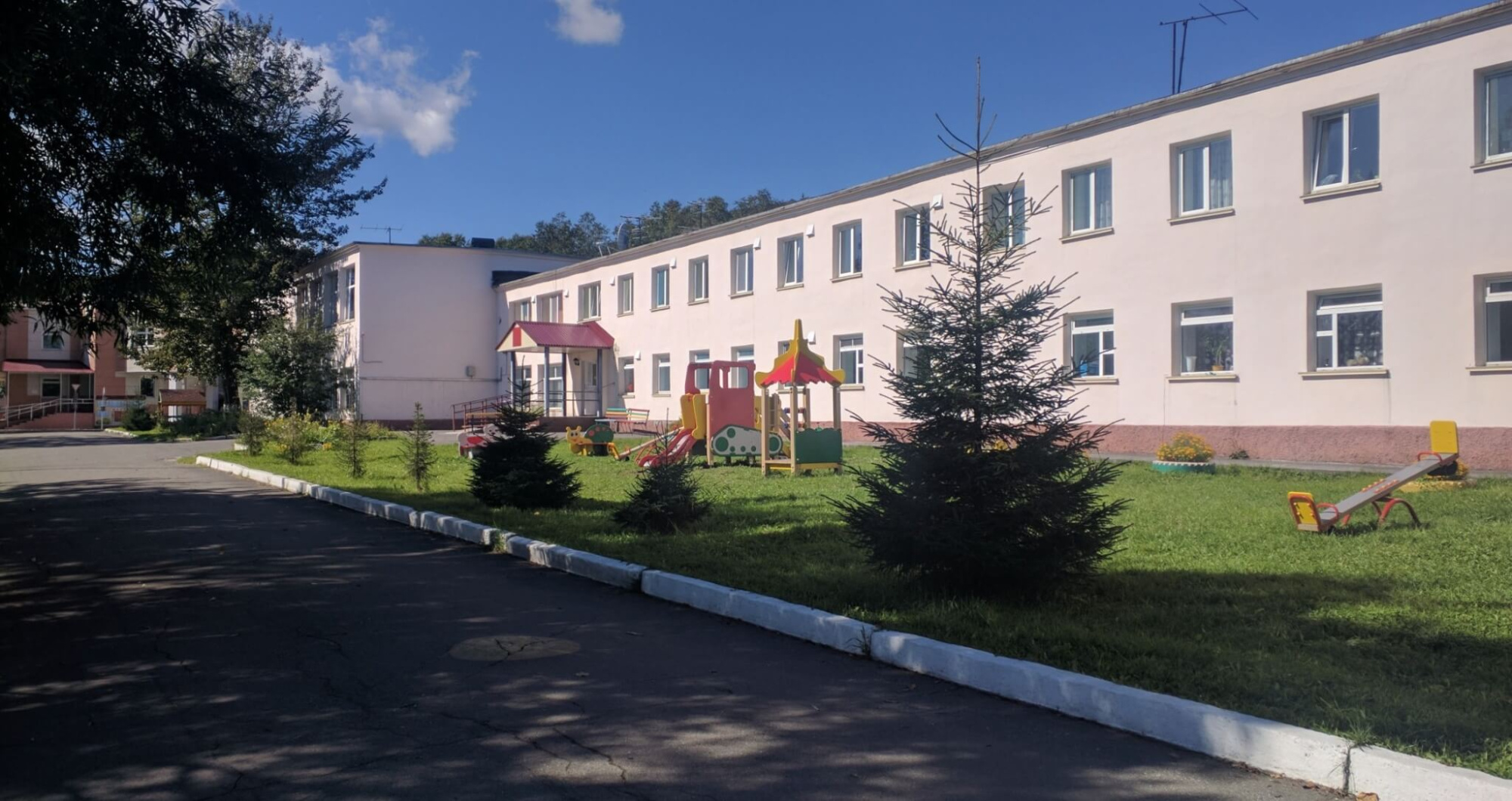 КГАУСЗ "Елизовский психоневрологический дом-интернат для детей" (Камчатский край) КГАУСЗ "Елизовский психоневрологический дом-интернат для детей" (Камчатский край)