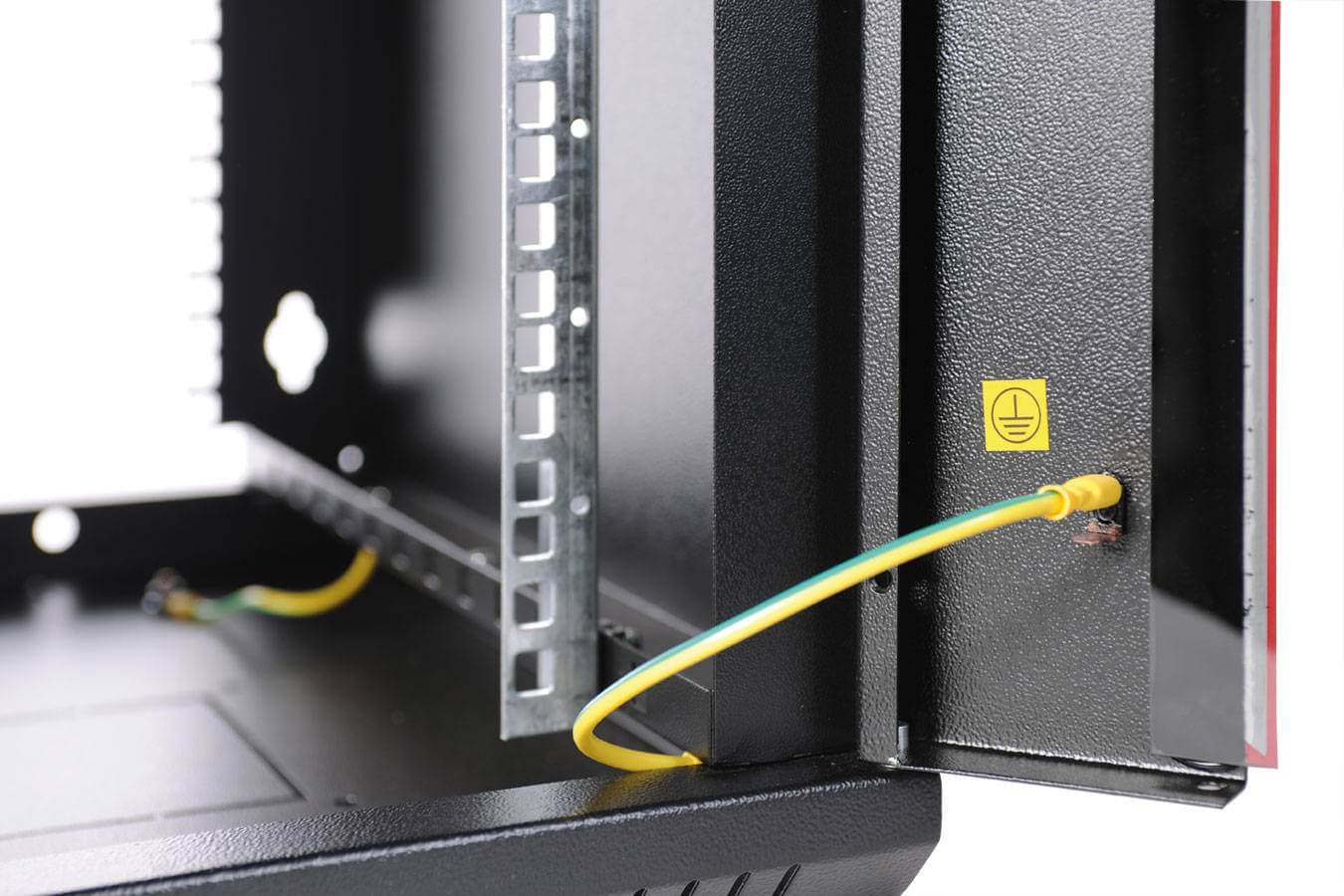 Шкаф ШРН-Э-18.350-9005 18U (600 × 350) дверь стекло, цвет черный ЦМО