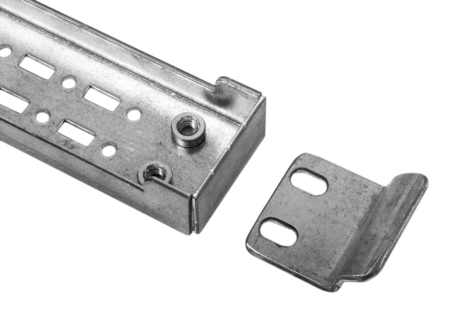 Шина EMW-RM-25.45.300 25 × 45 для шкафов EMW/EMWS глубиной 300 мм Elbox