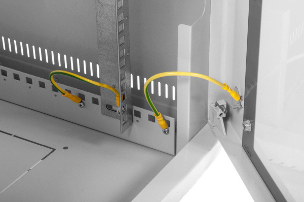 Шкаф ШРН-12.650 12U (600 × 650) дверь стекло ЦМО