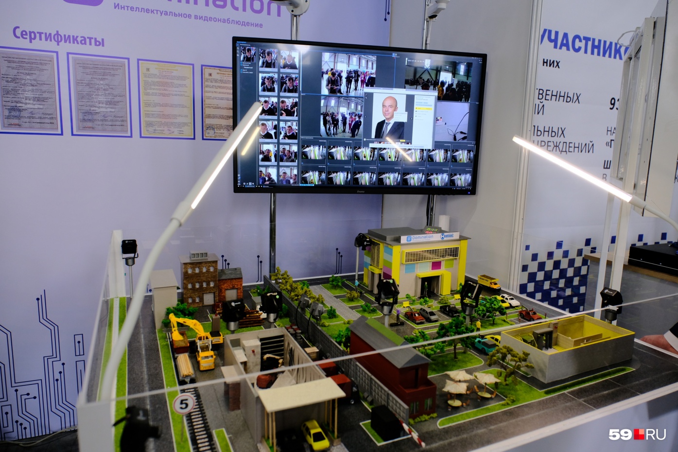 stend1.jpg stend1.jpg